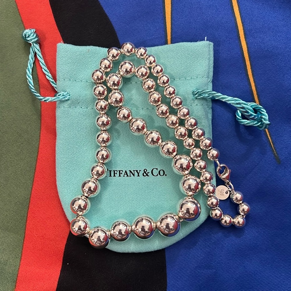 Authentic Preloved Tiffany & Co HardWear
Graduated Ball Necklace 6-11mm balls - Picture 2 of 6